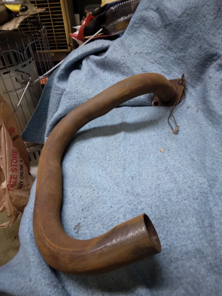 TUBO DE ESCAPE IZQUIERDO WALKER SECCIÓN DELANTERA 1955-6 CHRYSLER WINDSOR NUEVO DE STOCK Foto 3 de 4