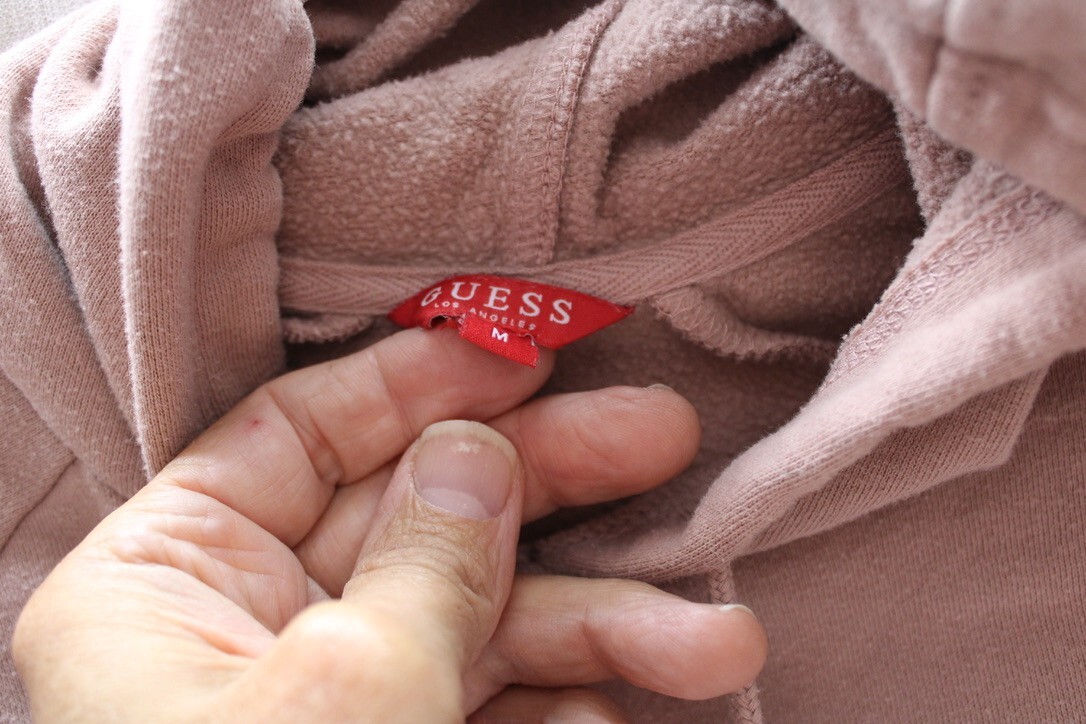 Guess Logo Pullover Cropped Pink Drawstring Fleec… - image 3