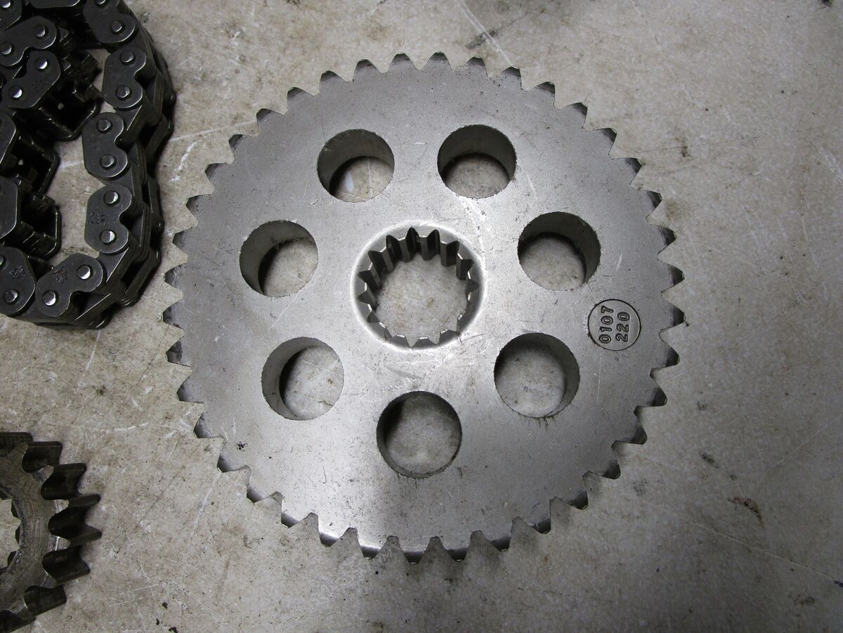 97 Polaris Indy Lite Deluxe 340 Snowmobile Chaincase Chain 97 Polaris Indy Lite Deluxe 340 Snowmobile Chaincase Chain