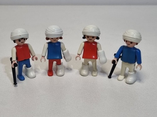 Lot Playmobil Hôpital – Pièces Et Personnages – Occasion