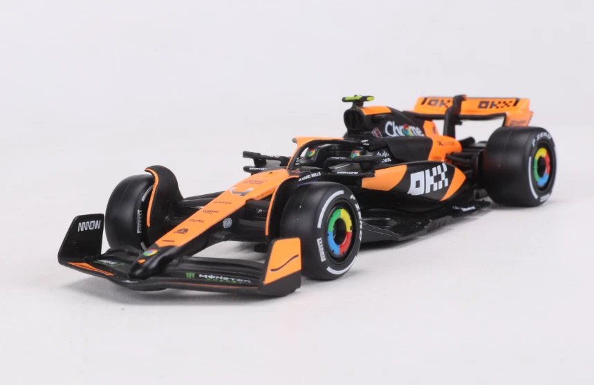 Bburago 1:43 2024 F1 Miami GP McLaren MCL38 #4 Lando Norris Model Car IN BOX - Image 3 of 4