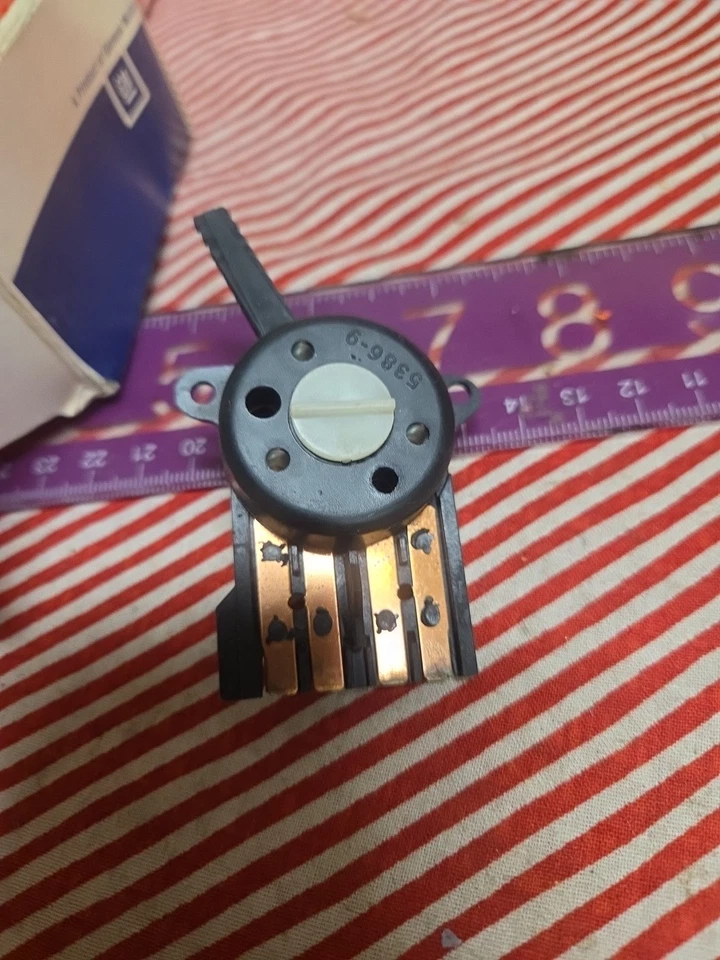 Interruptor de control de calefacción y aire acondicionado Delco 1982-87 Chevy Olds Pontiac Buick OEM GM Foto 2 de 4