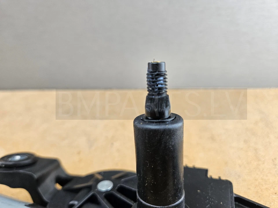 MOTOR LIMPIAPARABRISAS TRASERO BM BMW SERIE 1 E81 E87 & LCI 7199569 NUEVO Foto 4 de 4