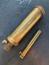 Vintage Traditions Brass Black Powder Flask Muzzleloader And Measure. No Spout