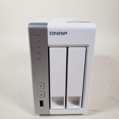 QNAP External t5-231p SATA SSD Y14-C-DEC085505 - Picture 2 of 12