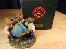 Boyds Bears United We Stand 228401SM Jean Chris Mike Globe Figurine 2002 w/ Tag