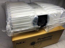 NEC NP-PA653U 3LCD WUXGA Projector 6500 Lumens - w/ lens And Brand New lamp
