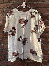 Torrid Size 0 Women’s Flower Top Relaxed Fit Tee T- Shirt