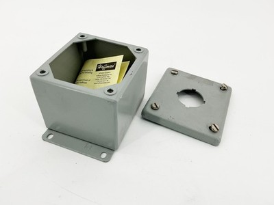 New Hoffman E1PB Push Button Enclosure - No Box