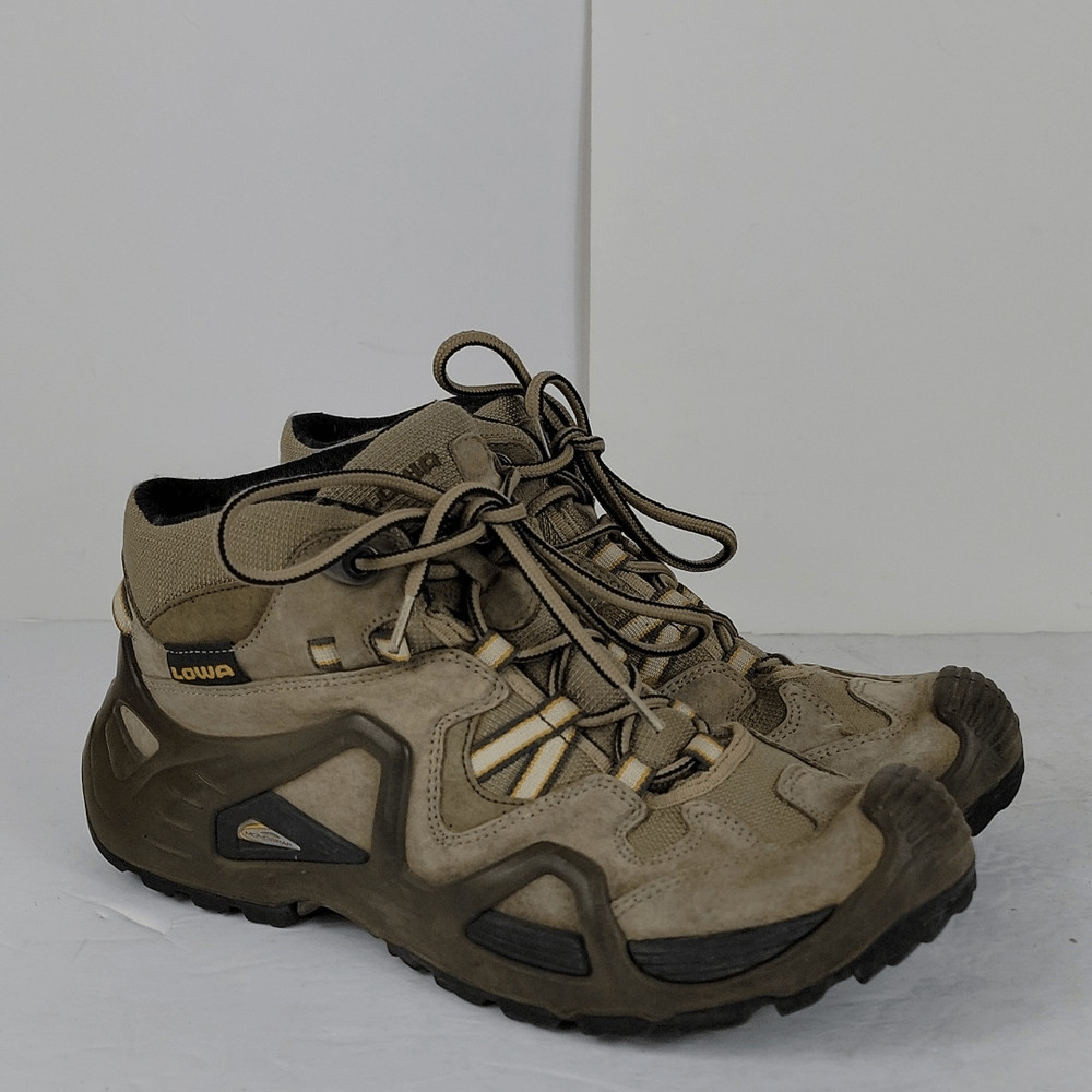 Lowa Bora GoreTex Qc Women's Hiking Boots Size 9.5 Gem