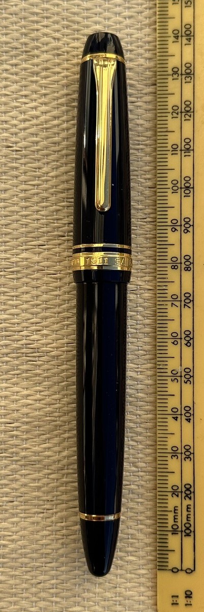 Nice Sailor Fountain Pen, Japan, Midnight Blue, 21K 875 Gold
