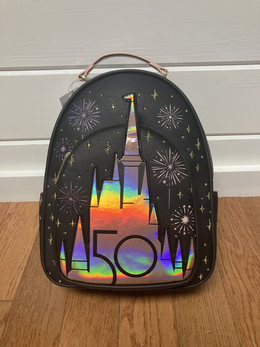 2023 DISNEY PARKS GRAND FINALE 50TH BLACK GOLD CASTLE  display picture 1