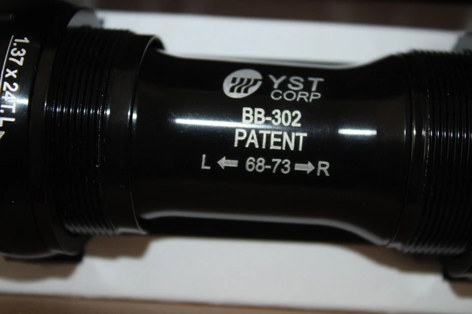 YST External Threaded Bottom Bracket Black 68-73mm Fits Shimano Free USA Shipper - Image 4 of 4