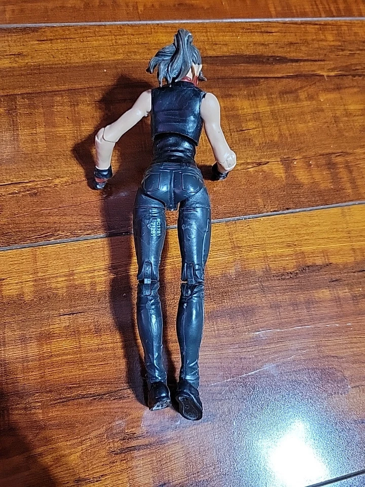 Figura Usada Marvel Legends Hasbro Man-Thing Serie BAF Netflix ELEKTRA 6" Foto 2 de 4