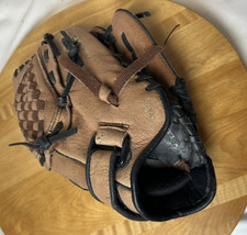 Mizuno GPP1100Y3 11  Prospect Powerclose Baseball Glove Youth Leather RHT NICE