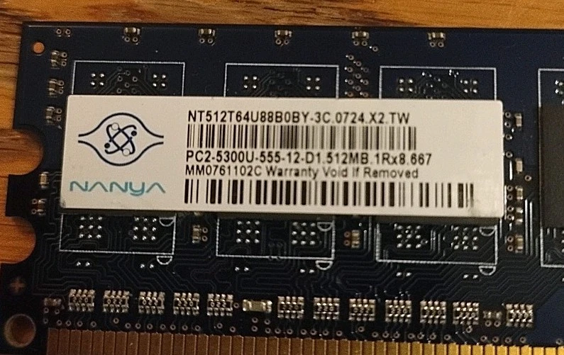 Nanya NT512T64U88B0BY-3C 512MB DDR2 667 MHz (PC2-5300) - Image 2 of 2