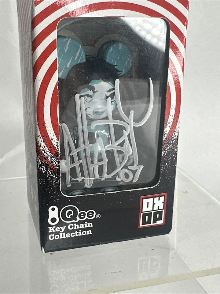 ARTIC SCHMEE BEAR Firmado por el Artista ATTABOY OXOP OX-OP SERIE 3 TOY2R QEE 2007 Foto 2 de 4