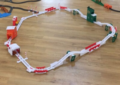 Thomas Friends TRACKMASTER CHRISTMAS HOLIDAY CARGO DELIVERY SET UK