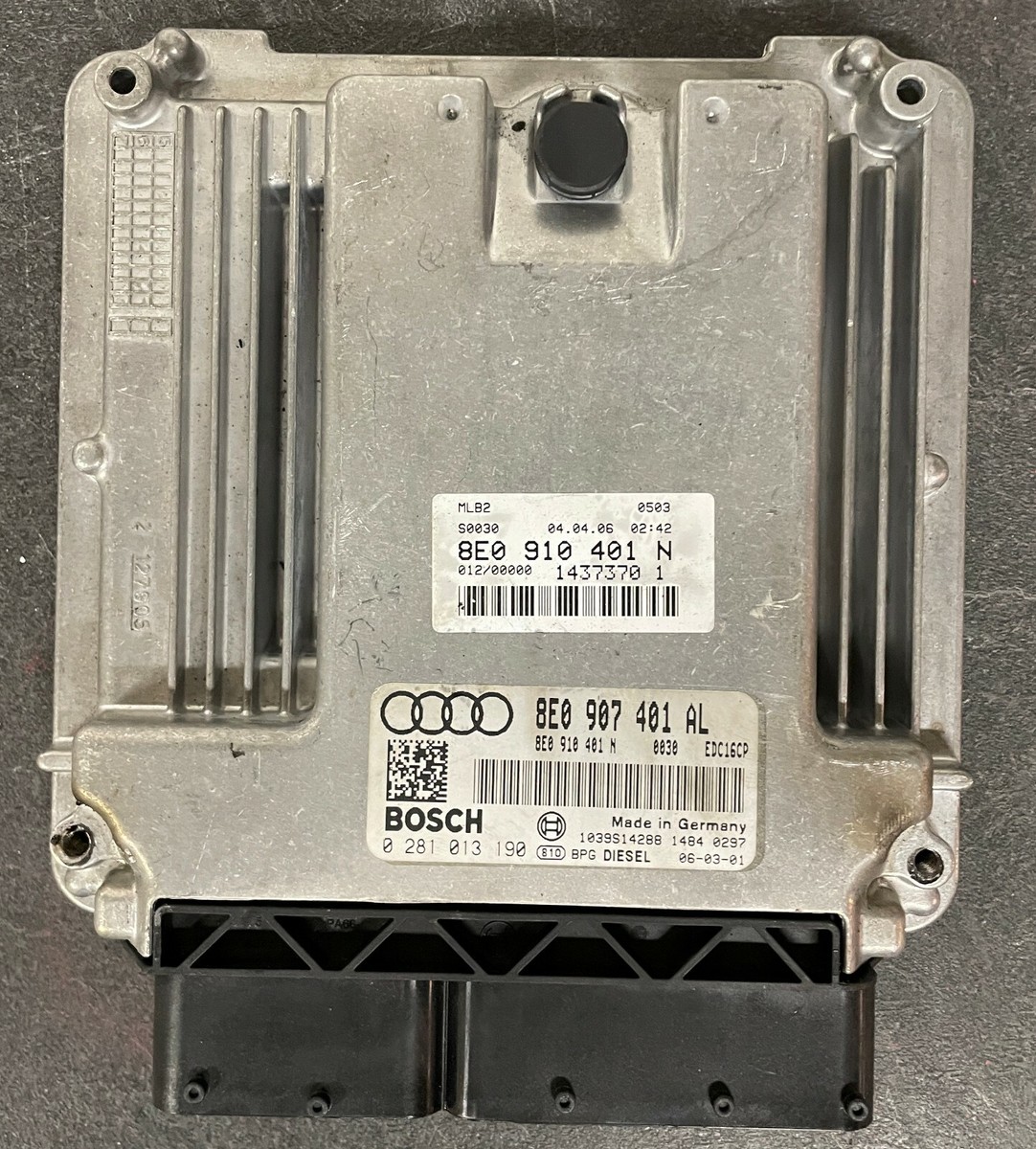 Kit Calculateur Moteur Bosch 8D0907401N Pour Audi A4 2.5 TDI - Pièce D'occasion, Référence 0281010157