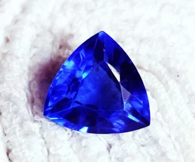 Natürlich Trillion Schliff Blauer Saphir Lose Edelstein 9 Karat Zertifiziert - Bild 1 von 4