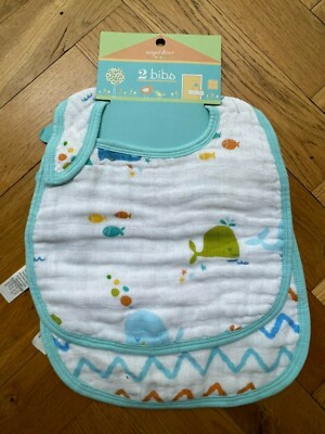 Angel Dear Baby Junge 2er Set Musselin Druckknopf Lätzchen - Wale und Zickzack