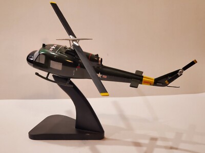 Vietnam Era Bell Huey UH-1C Helicopter US Marines 16