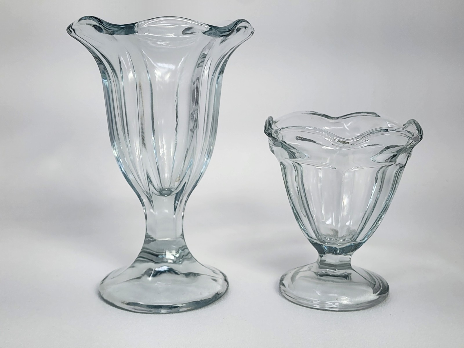 Premium Glass Tulip Sundae Ice Cream Bowl, Set of 2, Medium and Small