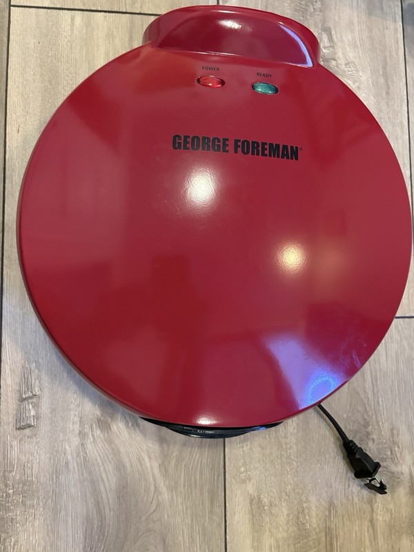 George Foreman Grill M 10" Red GFQ001 - Brand New Never Used, WO Box.