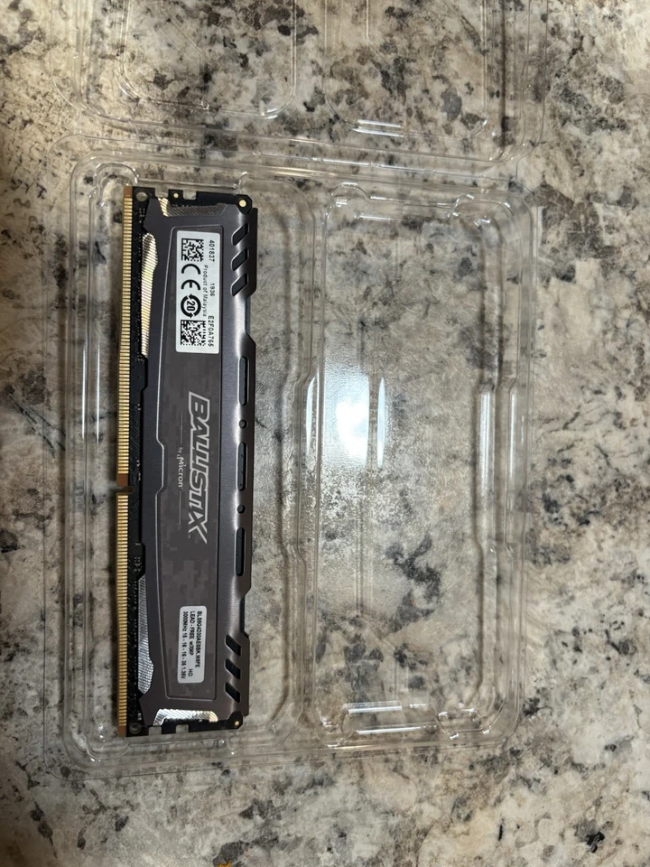 Ballistix 8GB DDR4 3000MHz Desktop DIMM RAM  Untested - Image 4 of 4