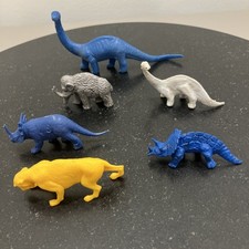Lot of 6 Plastic Dinosaur / Extinct Animal Figures.