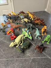 Lot Of 31 Toy Dinosaurs Various Sizes, Mixed Brands
