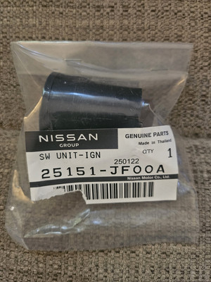 NEW GENUINE OEM NISSAN GT-R PUSH START BUTTON 25151JF00A - FITS 09+ 370Z 08+ G37