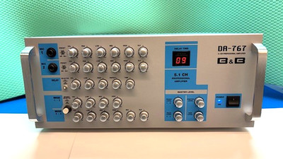 Power Amplifier 6 x  150W C & C DA-767 Digital Effects MIC inputs
