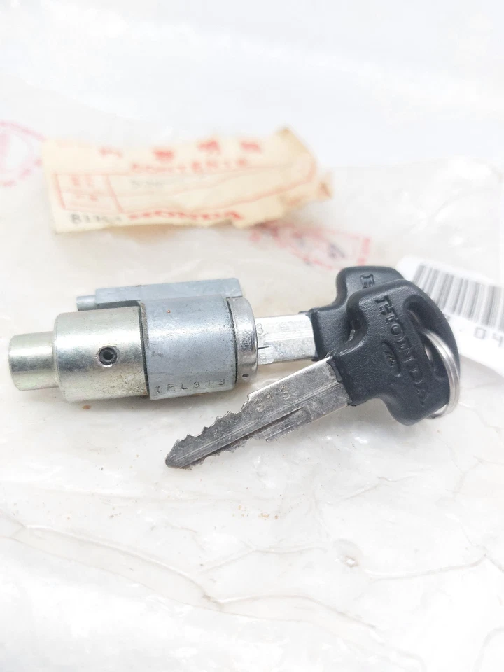 GENUINO HONDA CB400 CB450 CM400 CJ360 XL100 XL125 XL175 XL350 BLOQUEO DE DIRECCIÓN NOS Foto 4 de 4