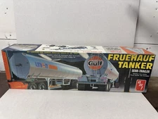 AMT Fruehauf Tanker Semi-Trailer Gulf or Union 76 1:25 Model Kit T531 UNBUILT