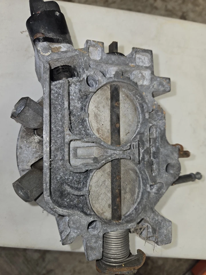 Chevrolet GMC 1988-1995 7,4 454 TBI carrocería de acelerador camioneta suburbana Foto 4 de 4