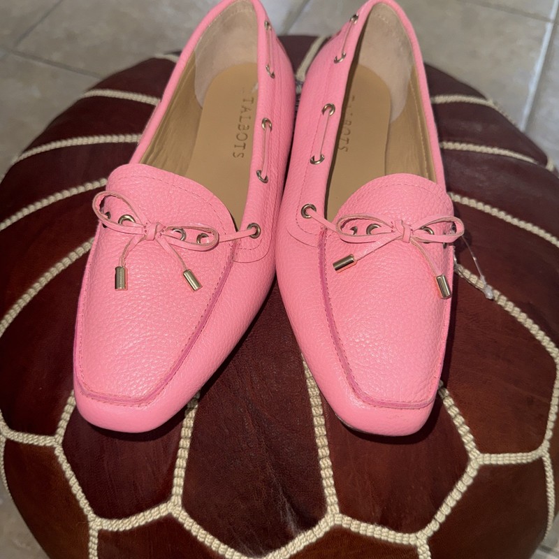 Rare  7.5 M  Talbots Hot Pink  Pebbled Leather with Gold Metal Tassel