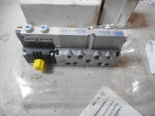 FESTO -- 3/2 SOLENOID VALVE N/C -- 24VDC -- VMPA1-M1H-K-M7-PI -- 533381