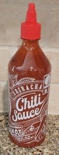 Sriracha Chili Sauce 28 oz Deliciously Hot