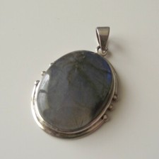 Pendentif en Labradorite 54 Cts (10,9 g) sur Argent 925 