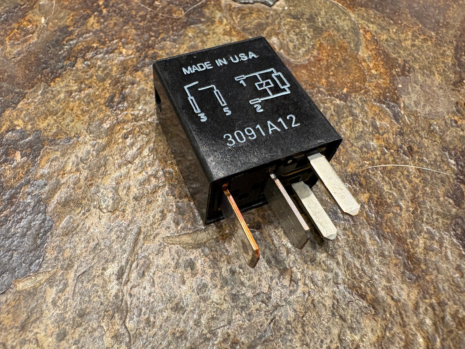 Ford Lincoln FoMoCo 8T2T-14B192-AA Hi PWR 4pin relay F-150 Mustang and More