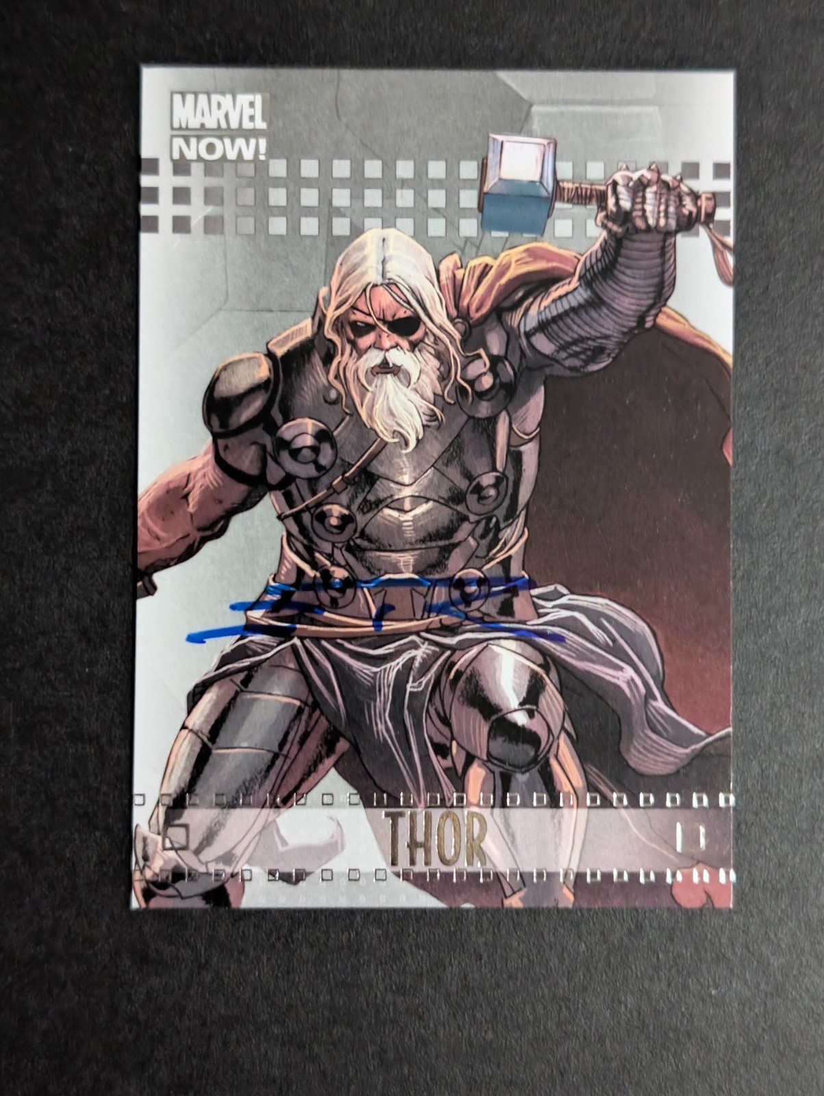 2013 Upper Deck Marvel NOW! Thor Odinson #95A Autographed Esad Ribic