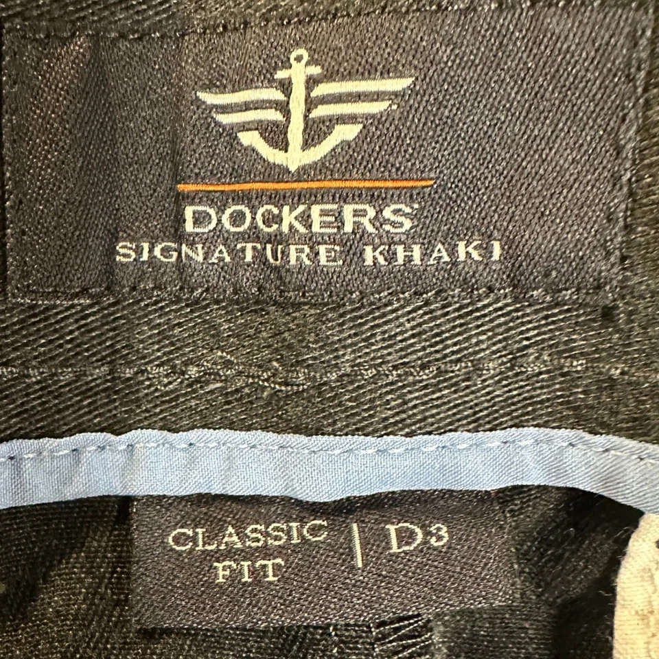 Pantalones Dockers Signature Caqui Para Hombres 33X32 Gris Plisado Recto Chino Clásico NUEVO Foto 4 de 4