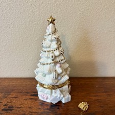 Lenox Treasure Box Christmas Tree Gold Club Hinged With Gold Charm Original Box