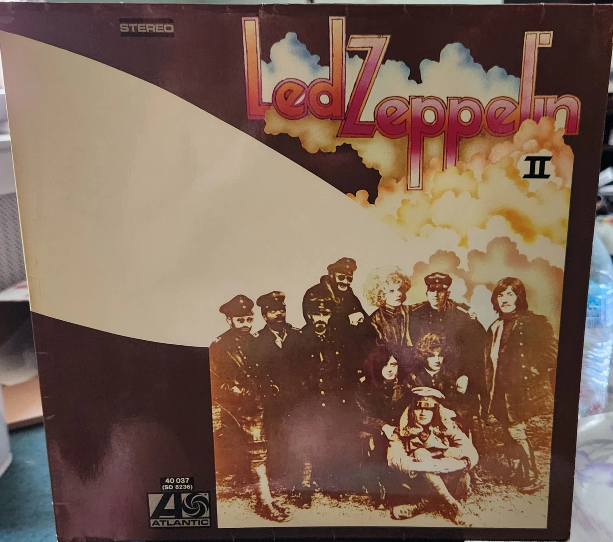 【USプレス2LP/2CD】レッド・ツェッペリII　スーパ・デラックス・ED Amazon.co.jp: レッド・ツェッペリンII: ミュージック