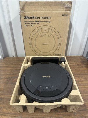 SHARK AV753 ION ROBOT VACUUM TriBrush System, Wifi Connected, 120 Min Runtime