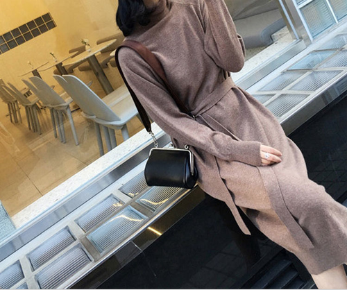 Abito donna in maglia misto cashmere/cotone manica lunga collo tartaruga con cintura - Foto 2 di 4