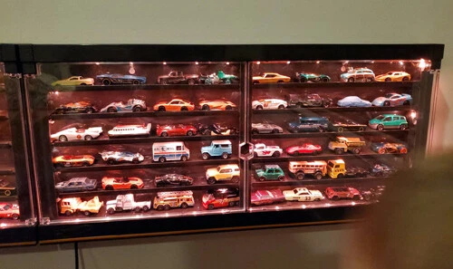 O Scale Train Display Case (For Custom Widths) - Showcase Express