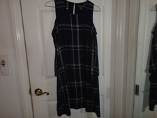 A Pea In The Pod Cold Shoulder Maternity Dress Size Medium