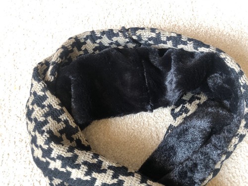 Collection Eighteen 18 Furocious Faux Fur Infinity Loop Scarf Black Nude NWT New - Picture 9 of 12